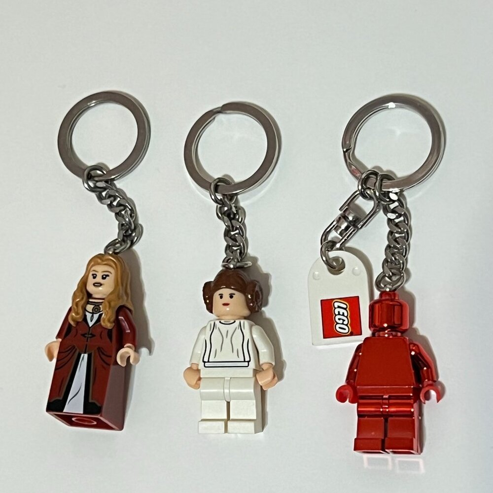 Lot of 3 LEGO MiniFigure Keychains Elizabeth Swann, Princess Leia, Red Metallic